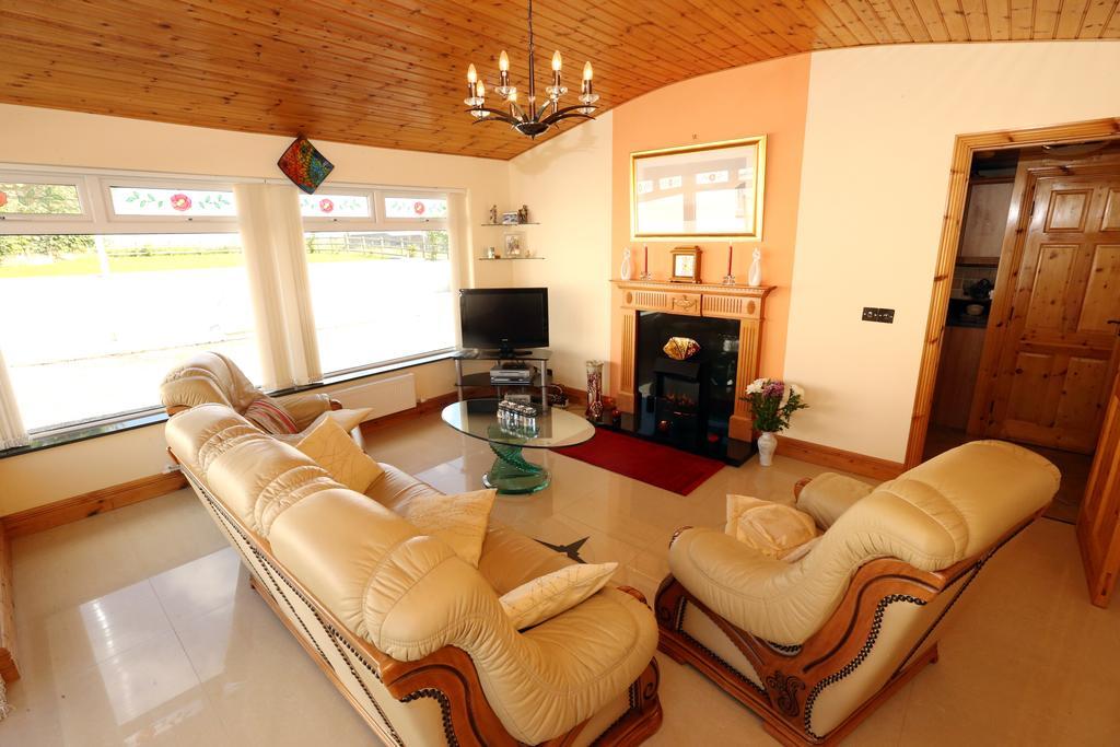 Beezies Self Catering Cottages Grange  Екстер'єр фото